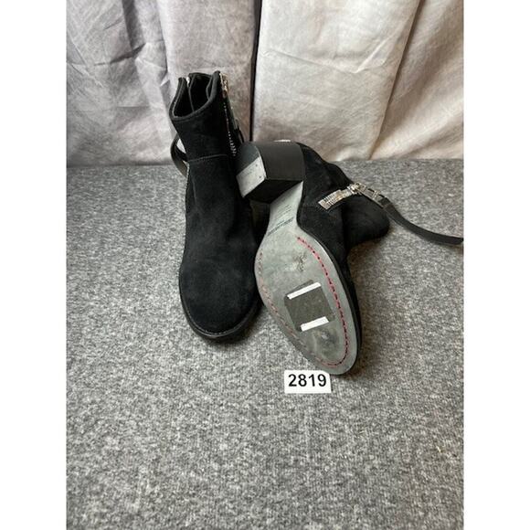 Zadig & Voltaire Molly Suede Leather Ankle Boots Black  Zadig & Voltaire Molly Suede Leather Ankle Boots Black Booties $498, Sz 39